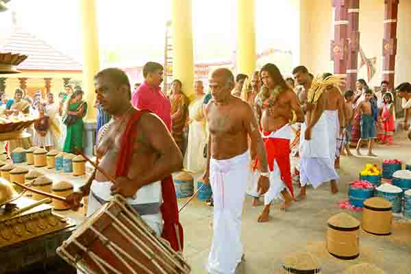 Chiravarambathukavu Temple Gallery