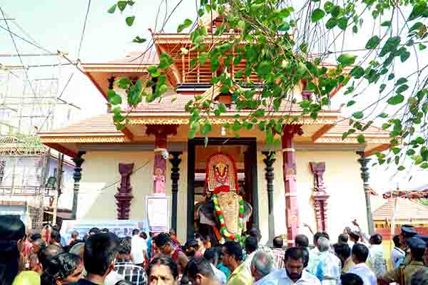 Chiravarambathukavu Temple Gallery