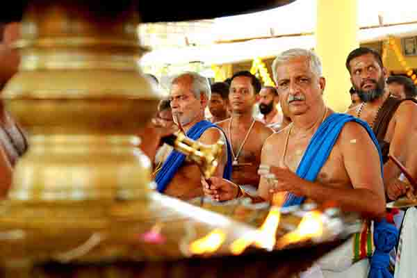 Sree Chiravarambathukavu Bhaghavathi Temple | Aruvai Pazhanji