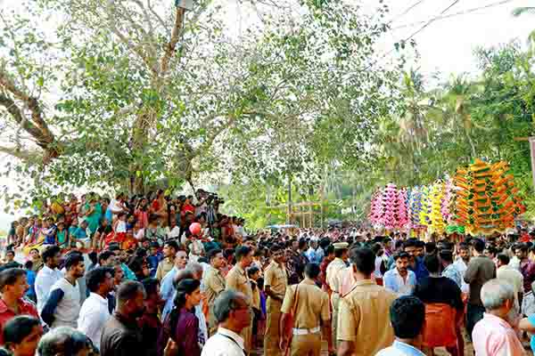 Chiravarambathukavu Temple Gallery